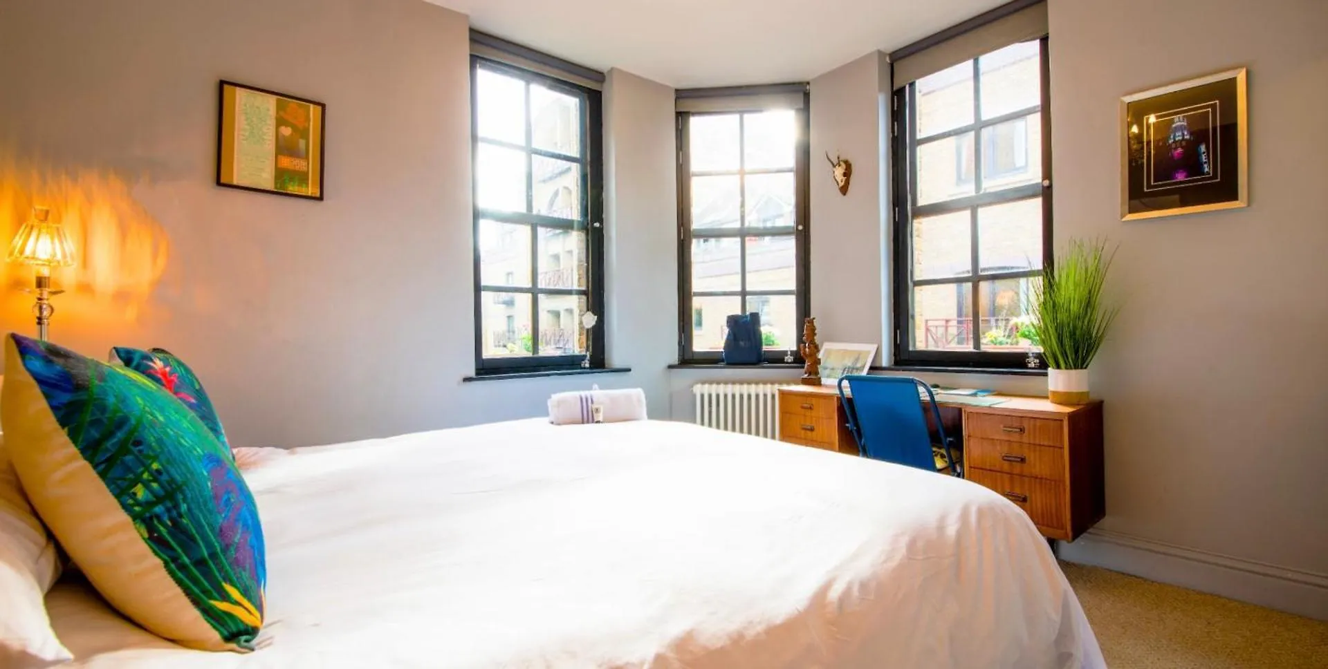 Tower Bridge Shad Thames Chiq Gated Parking Apartment London
