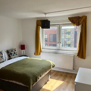 Apartment Morden 2 Bedroom Tower Bridge, London