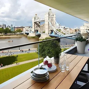 Apartment 3 Million Pound Luxury Large Tower Bridge Direct Views Sleeps 6, London